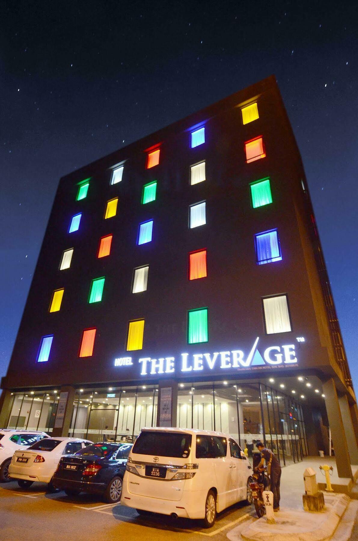 The Leverage Business Hotel Johor Bahru Exterior photo