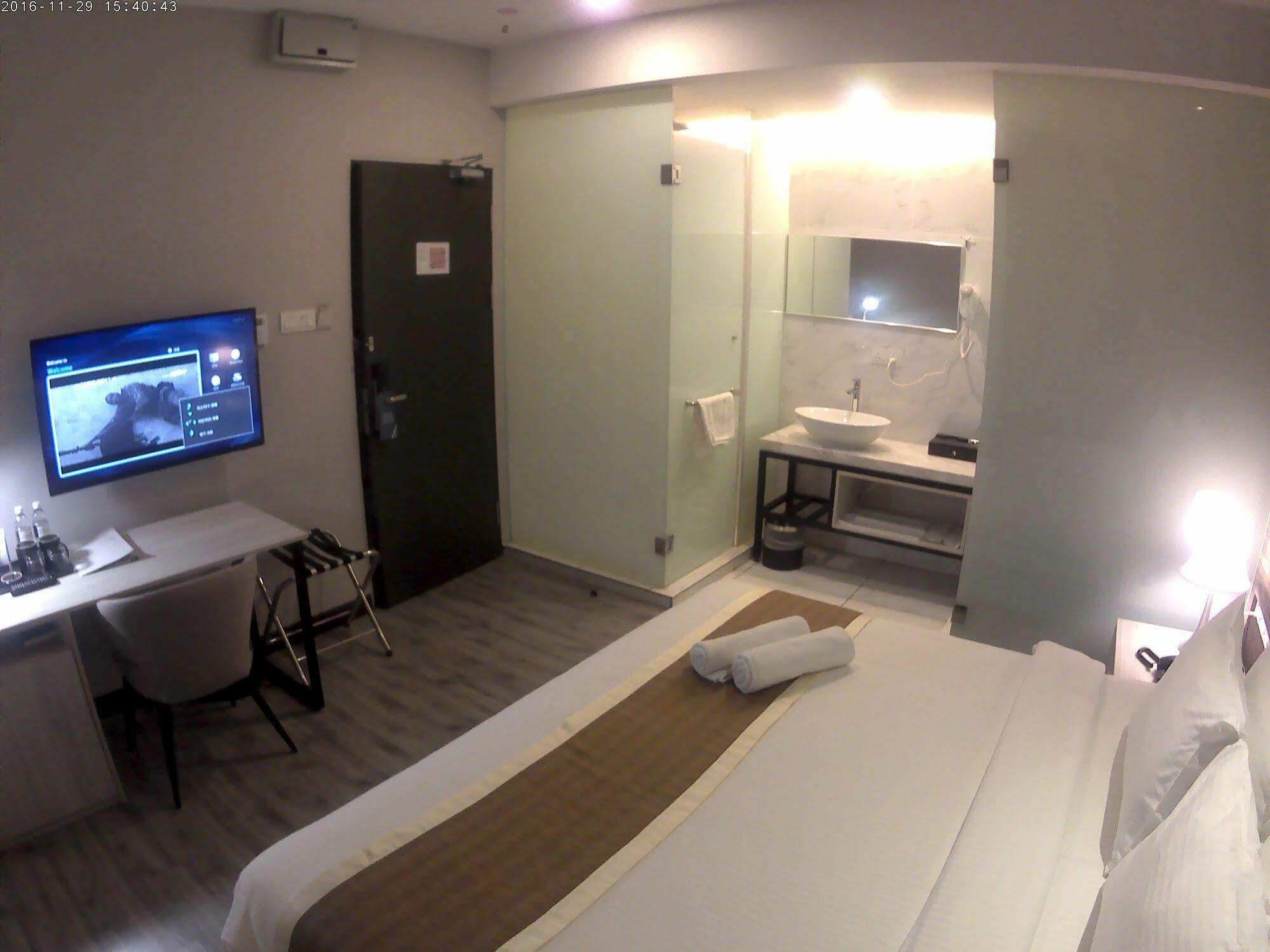 The Leverage Business Hotel Johor Bahru Exterior photo